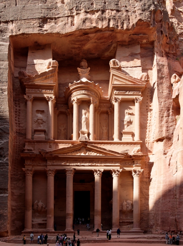 Treasury, Petra (Wadi Musa) Jordan 2.jpg - Treasury
